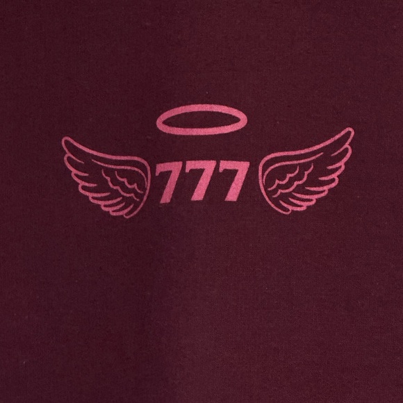 Yours Truly “777” Hoodie 👼✨Angel Numbers. Rare. Phora
Size M - Picture 3 of 5